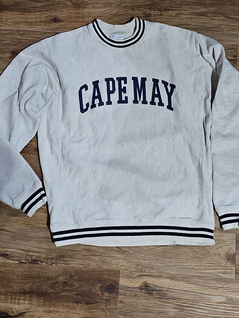 Champion Cream Crewneck Sweatshirt with Navy 'CAPE MAY' Graphic Vintage Med